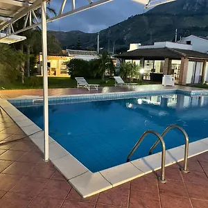 Villa Cocus, Altavilla Milicia